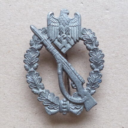 Infantry Assault Badge in Silver