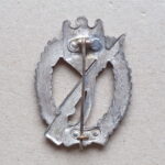 Infantry Assault Badge in Silver - riveted - Image 2