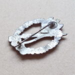 Infantry Assault Badge in Silver - Julius Bauer & Co. - Image 4