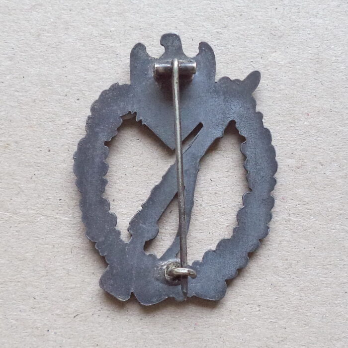 A 095 (2) Infantry Assault Badge in Silver - E. Ferdinand Wiedmann - Image 2