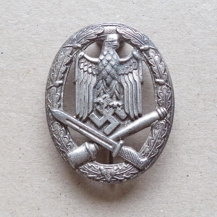 A 100 (1) General Assault Badge - Paul Meybauer - Image 1