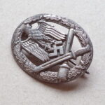 General Assault Badge - Paul Meybauer - Image 3