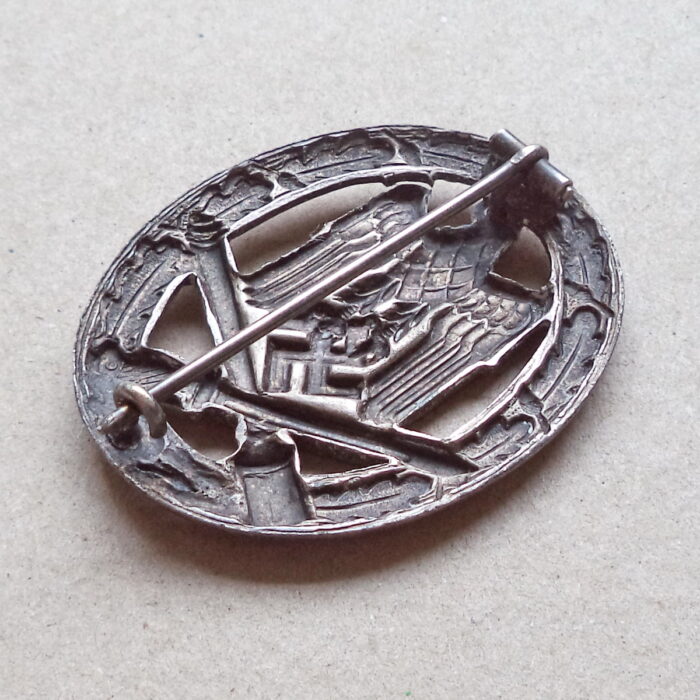 A 100 (4) General Assault Badge - Paul Meybauer - Image 4