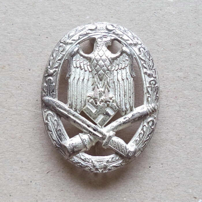 A 101 (1) General Assault Badge - Image 1