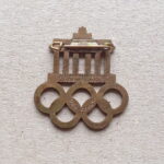 1936 Berlin Olympics Badge - Image 2
