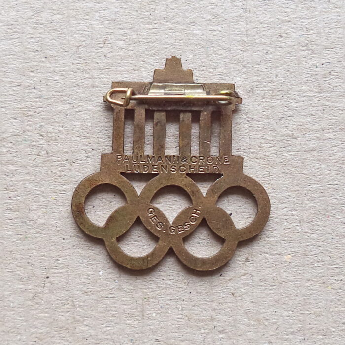 P 051 (2) 1936 Berlin Olympics Badge - Image 2