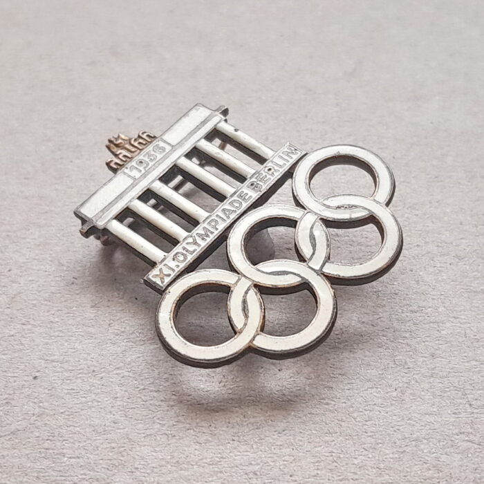 P 051 (3) 1936 Berlin Olympics Badge - Image 3