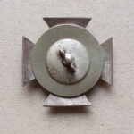 Iron Cross 1. Class 1914 - screwback - Image 2