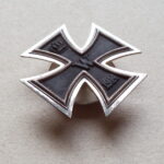 Iron Cross 1. Class 1914 - screwback L/54 - Image 3