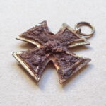 Iron Cross 2. Class 1939 Kurland relic - 123 - Image 4