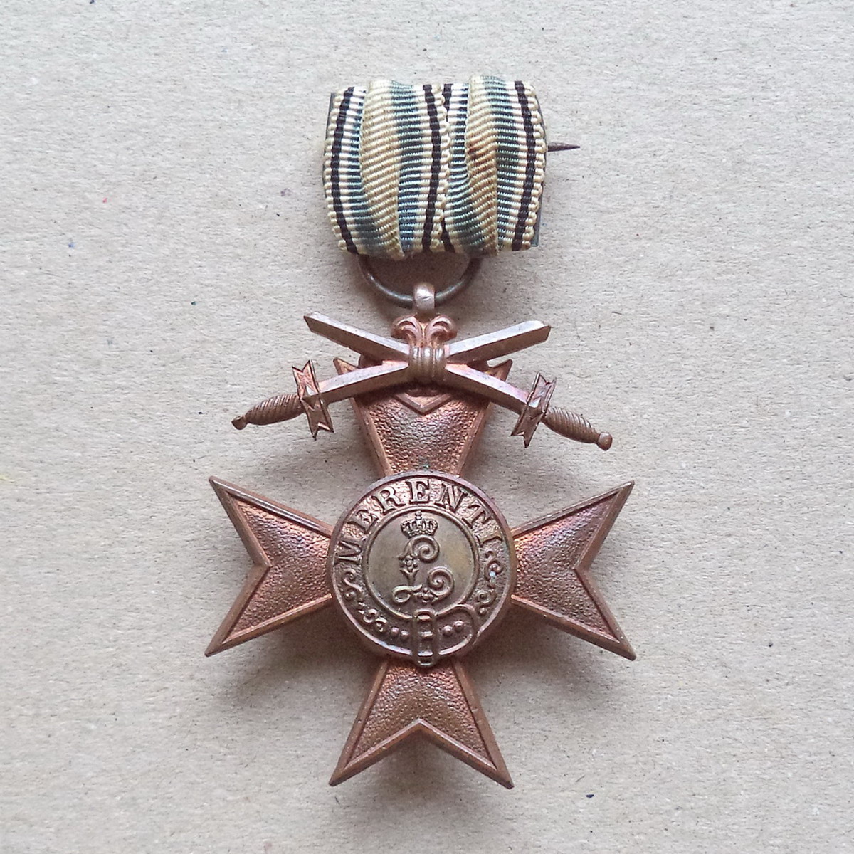 A 105 (1) Bavaria Military Merit Cross 3. Class with Swords 1913 - Image 1