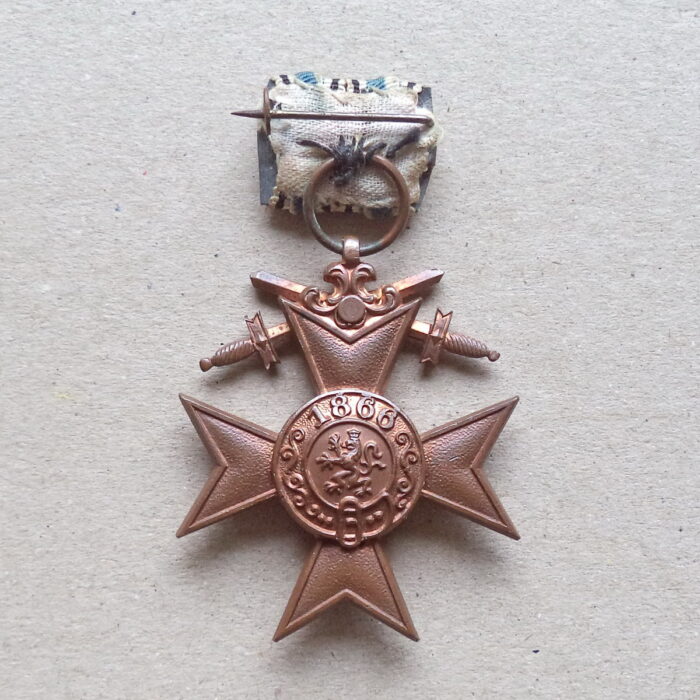 Bavaria Military Merit Cross 3. Class with Swords 1913 - Image 2