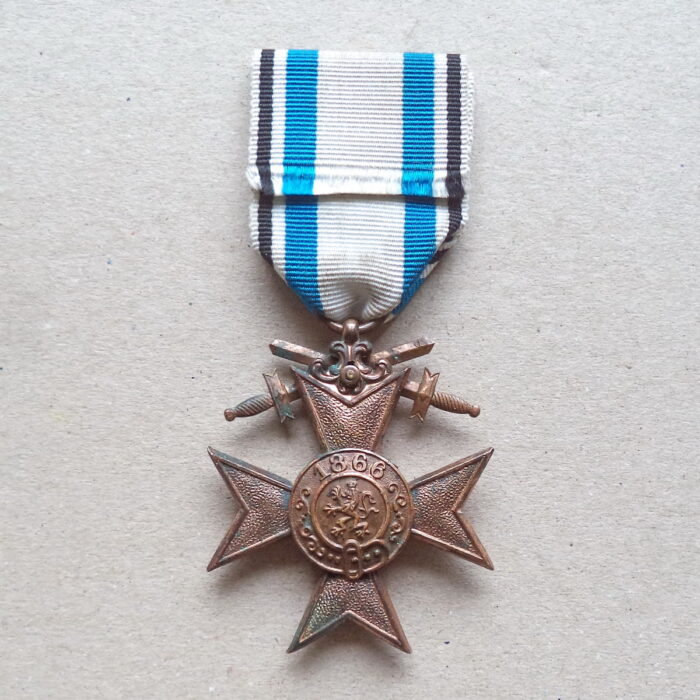 Bavaria Military Merit Cross 3. Class with Swords 1913 - Image 2