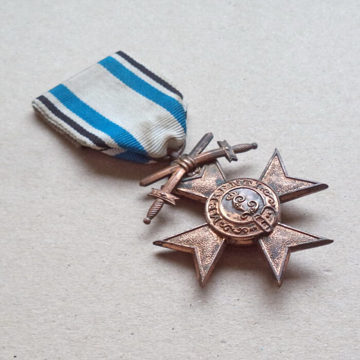 Bavaria Military Merit Cross 3. Class with Swords 1913 - Image 3