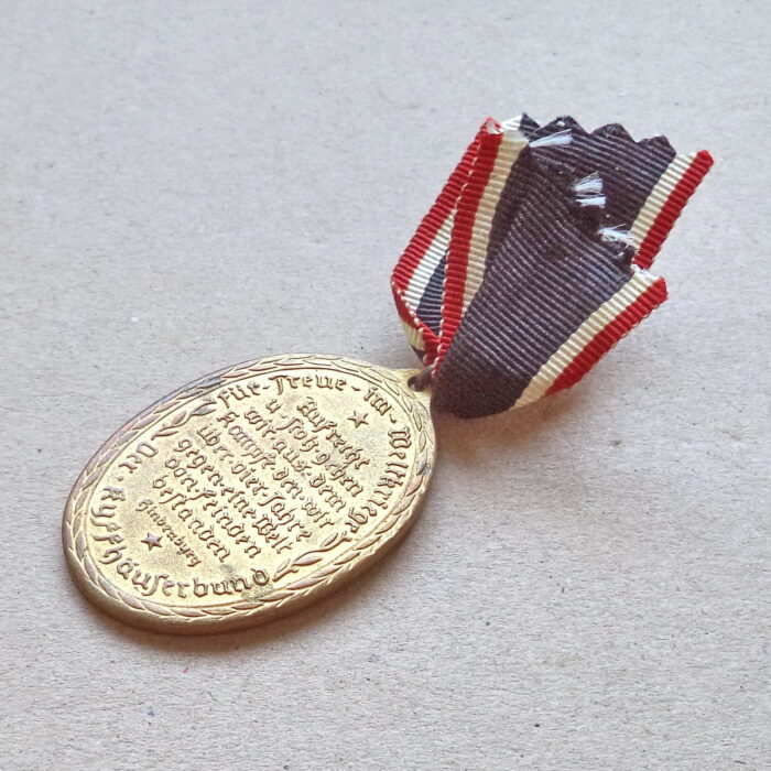 German Reich War Veterans Kyffhäuser Medal with Swords - Image 4