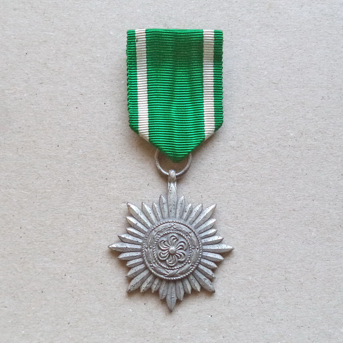A 156 (1) Decoration for Merit Second Class in Silver - 100 - Image 1
