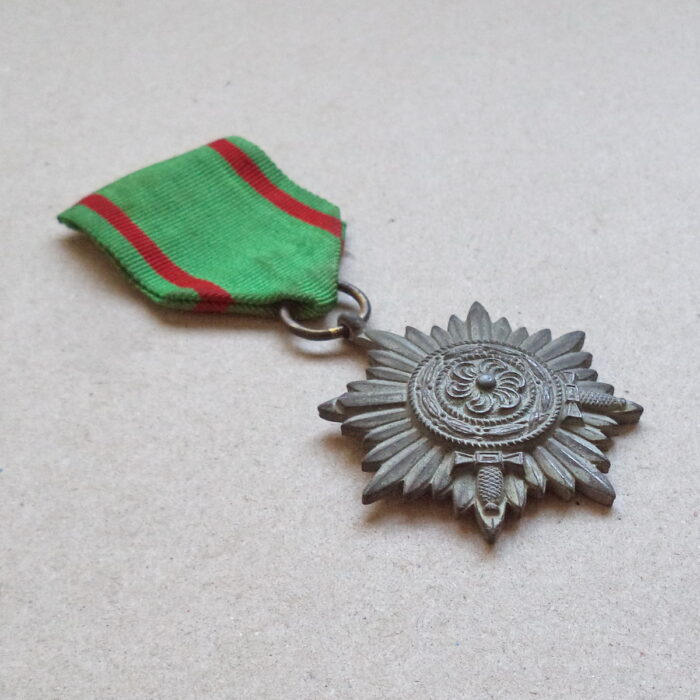 Decoration for Bravery Second Class in Gold with Swords - 100 - Image 3